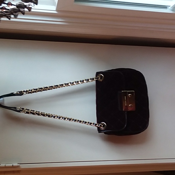 Michael Kors Special Edition New Wine Velvet Shoulder Bag/ Crossbody - Picture 5 of 15